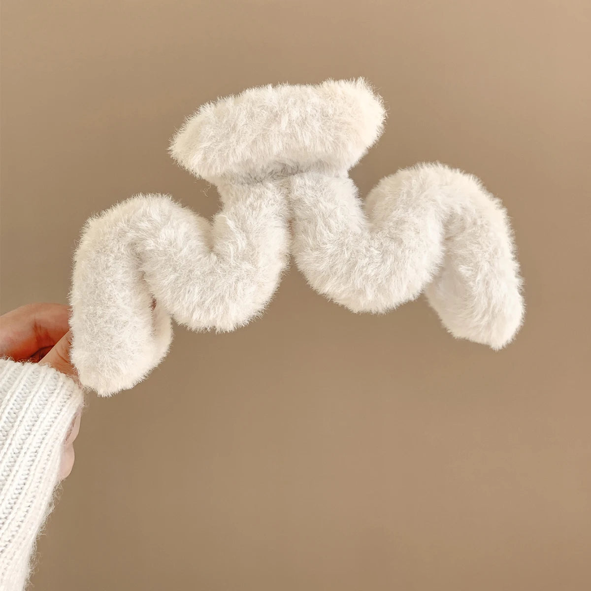 Fluffette Hair Claw