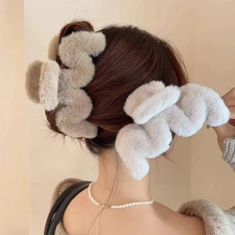 Fluffette Hair Claw