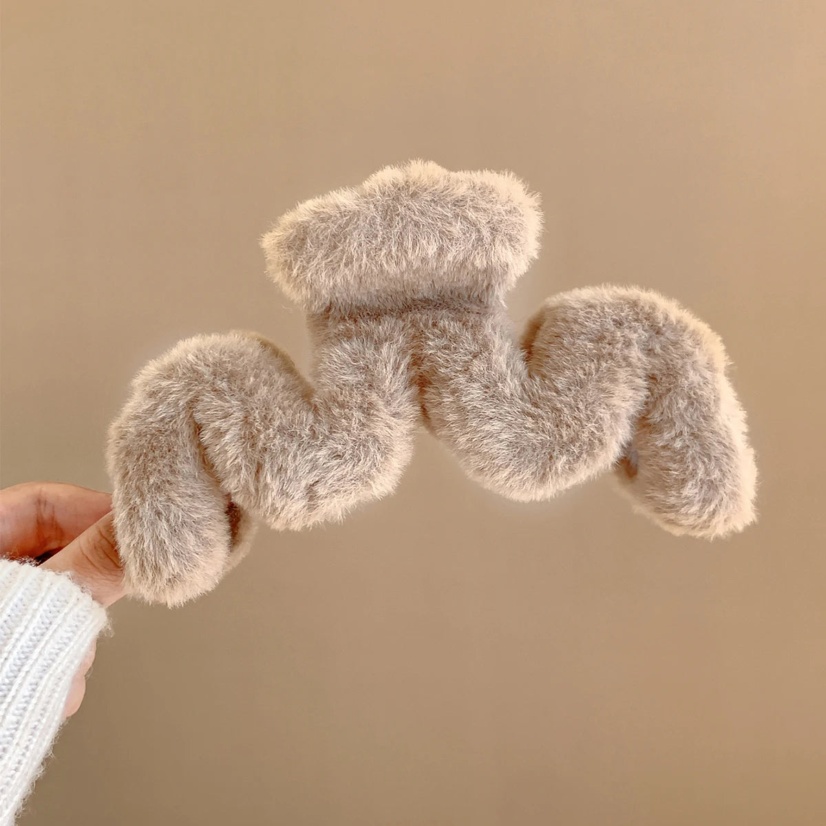 Fluffette Hair Claw
