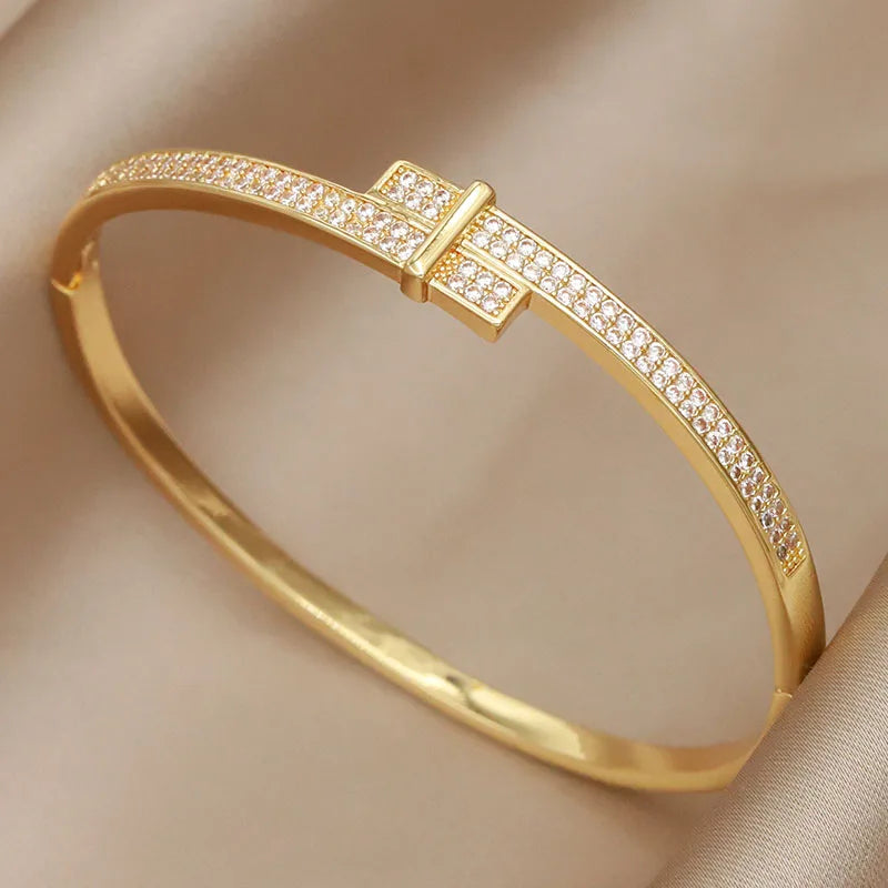 Poise Bracelet
