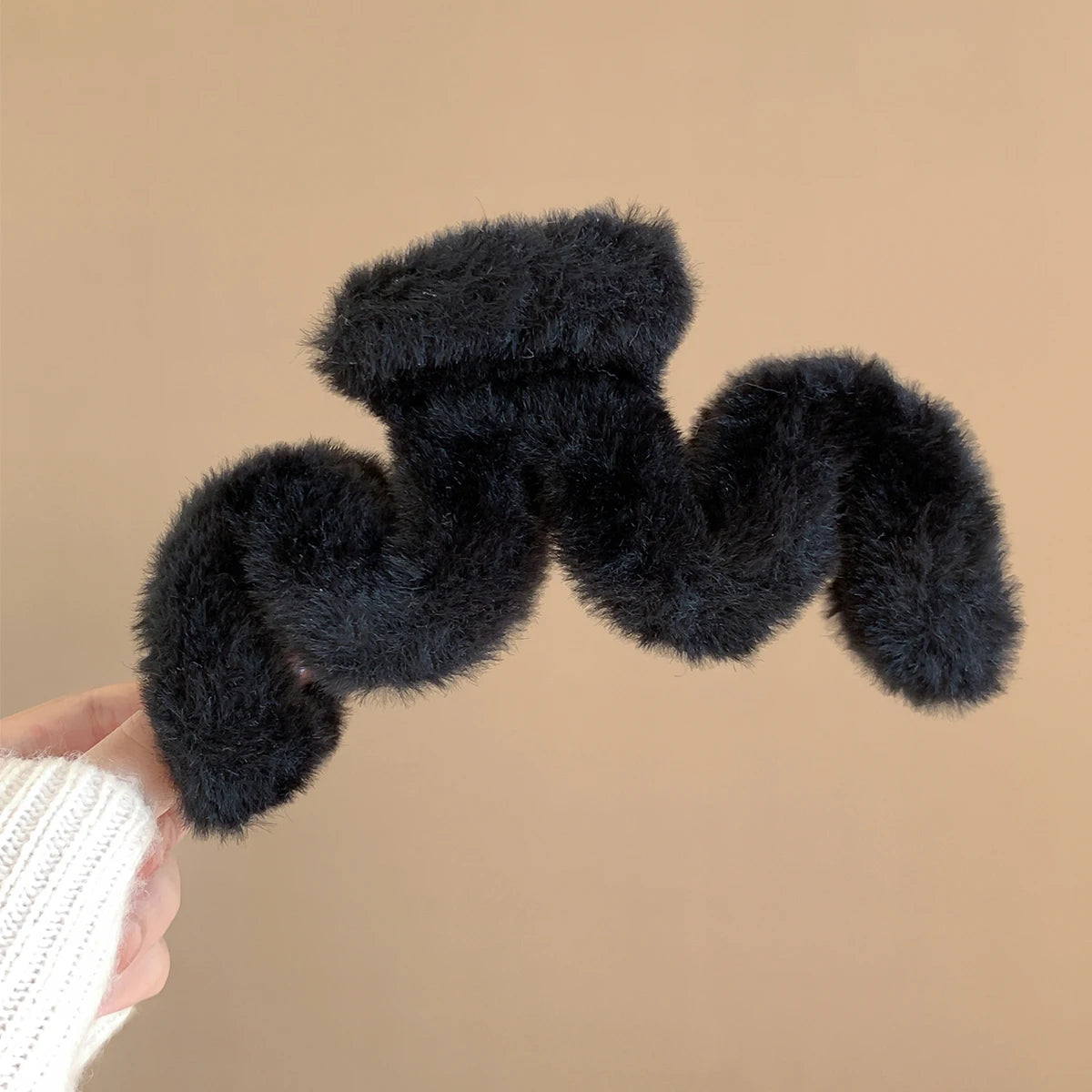 Fluffette Hair Claw